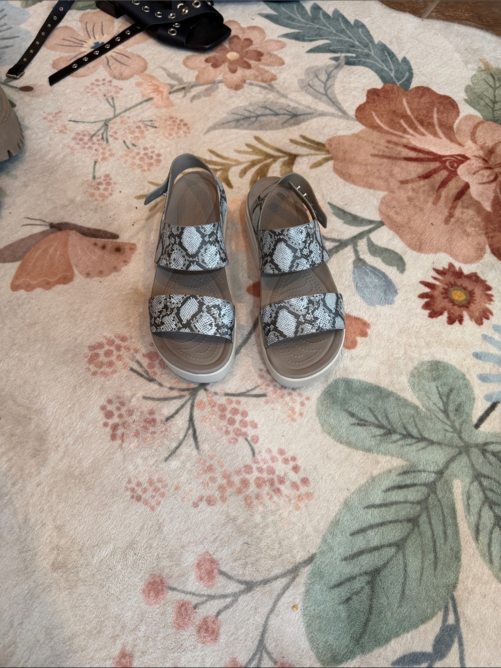 CROCS Women's Gray Snake-Print Double-Strap Platform Sandals